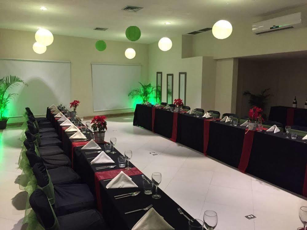 Hotel Margaritas Канкун Экстерьер фото