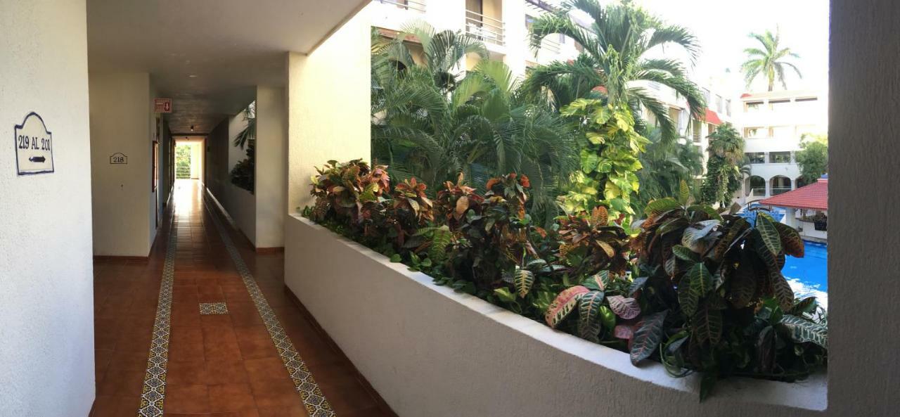 Hotel Margaritas Канкун Экстерьер фото